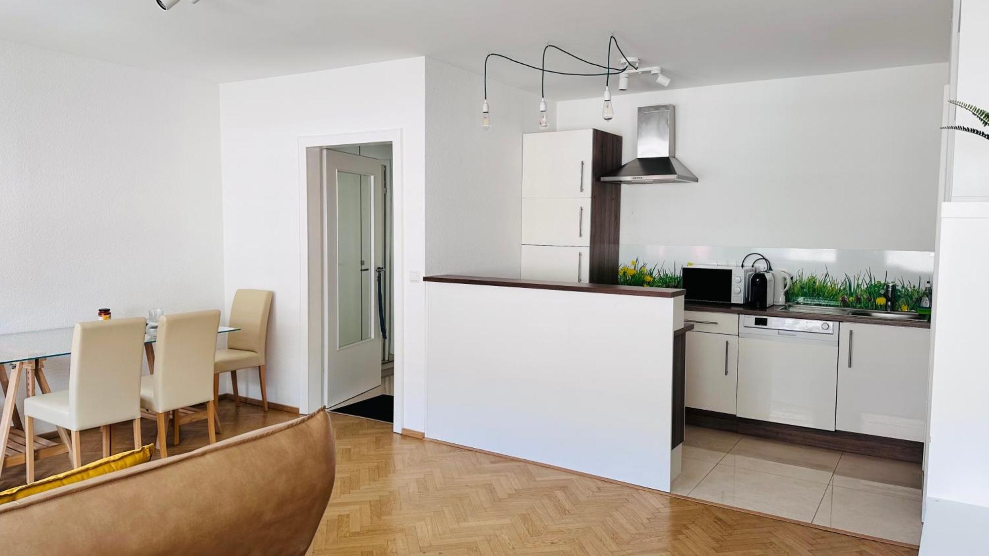 New - Cozy Apartment,Kitchen,Netflix And More Essen Bagian luar foto